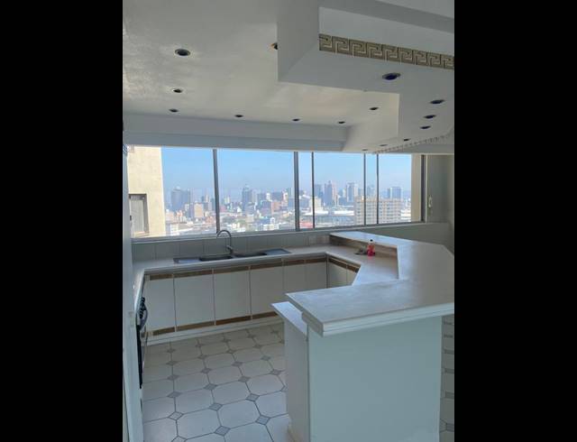 2 BEDROOM PROPERTY TO RENT IN NORTH BEACH